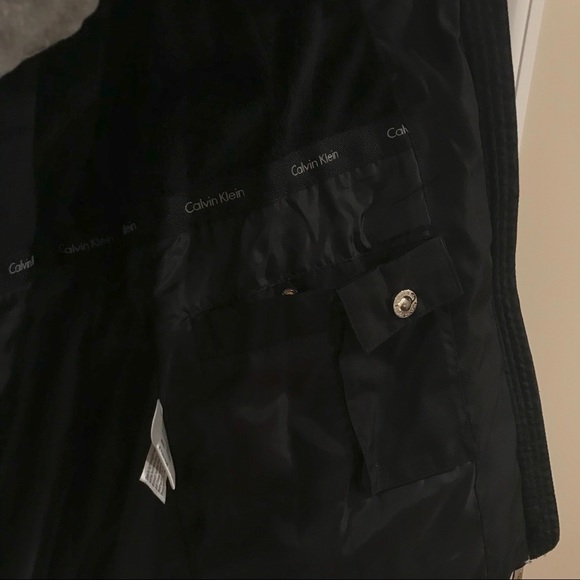 Calvin Klein Faux-Fur-Lined Quilted Puffer Coat - Picture 6 of 8